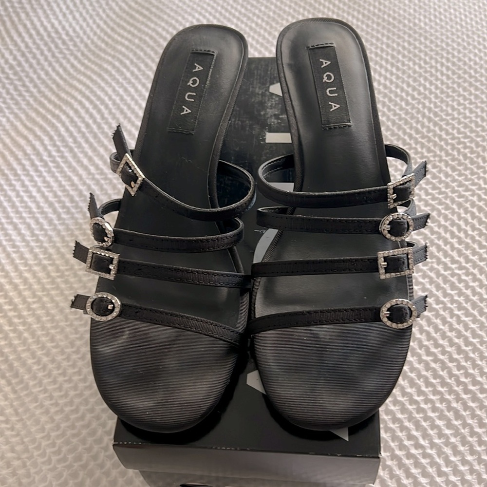 Aqua Elegant Black Buckle Sandals